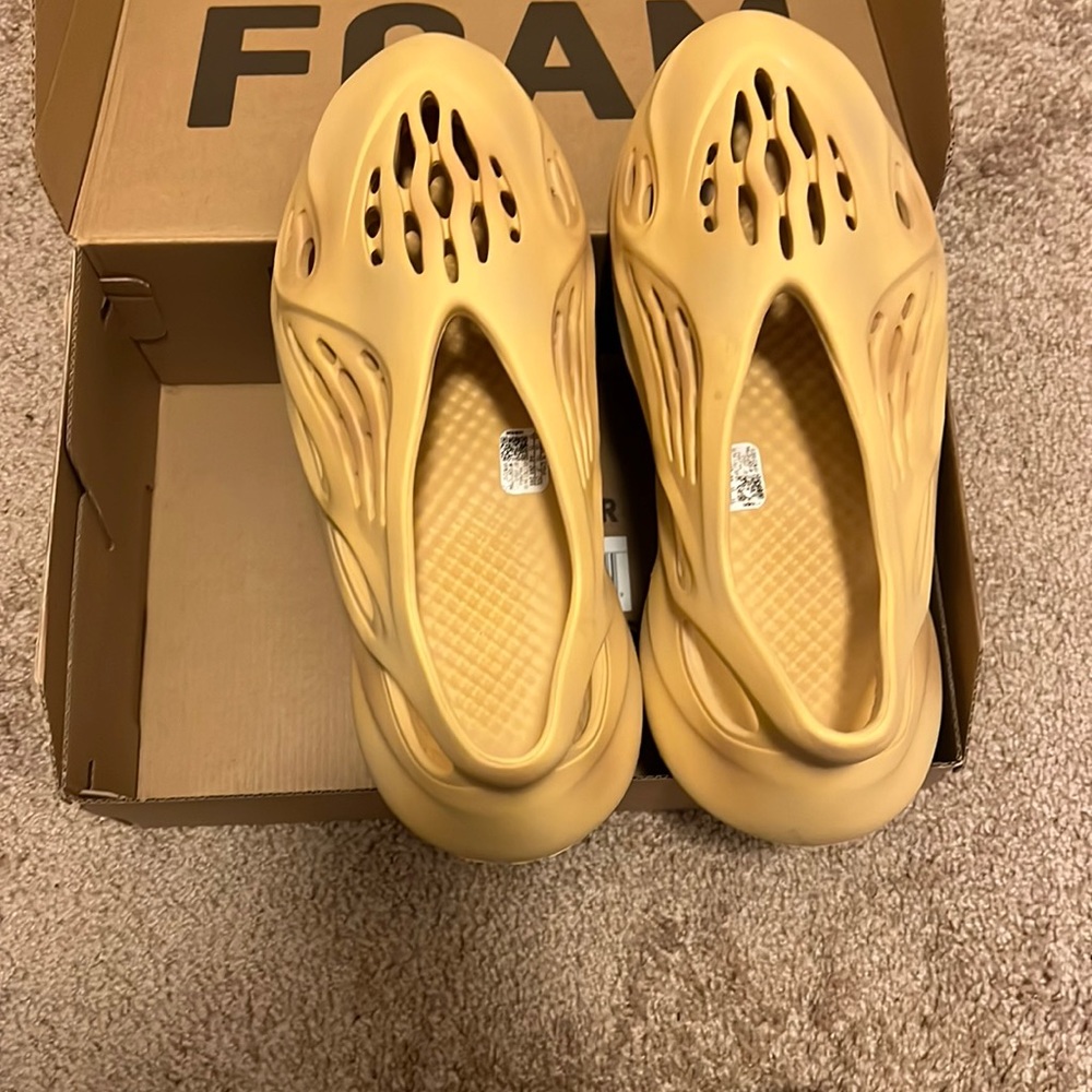 Adidas Yeezy Foam Runner Dessert Sand. Mens size 11 authentic, used